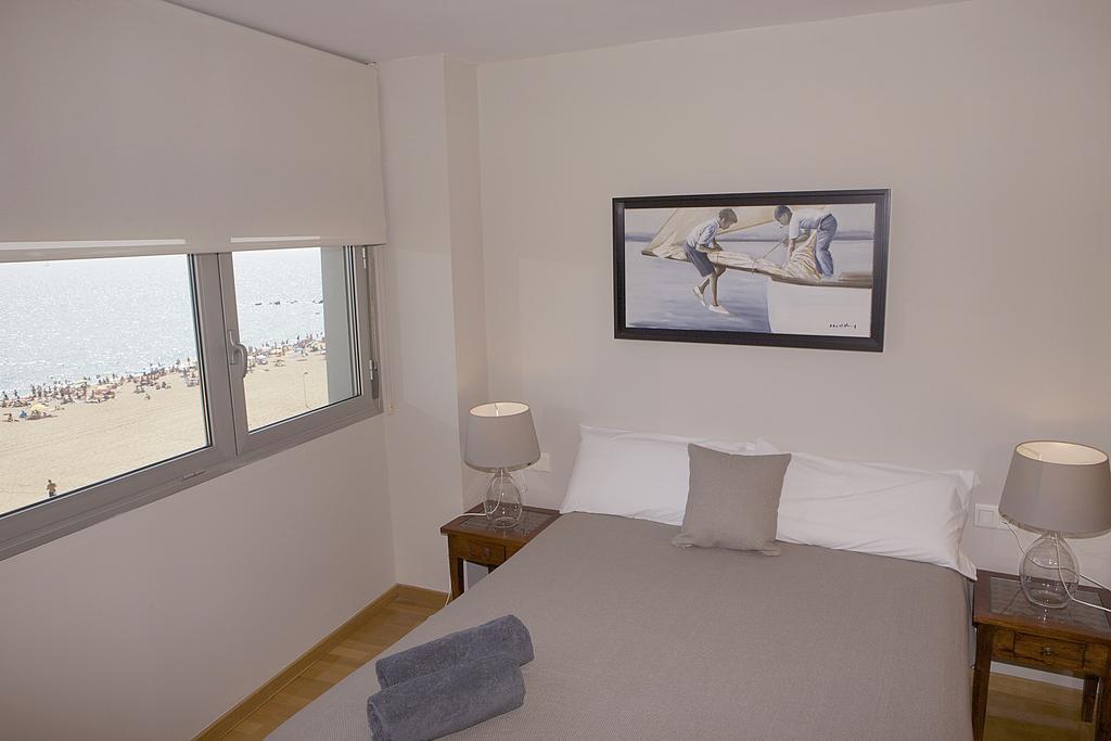 Great Sea-Side Barcelona Apartment Badalona Ngoại thất bức ảnh